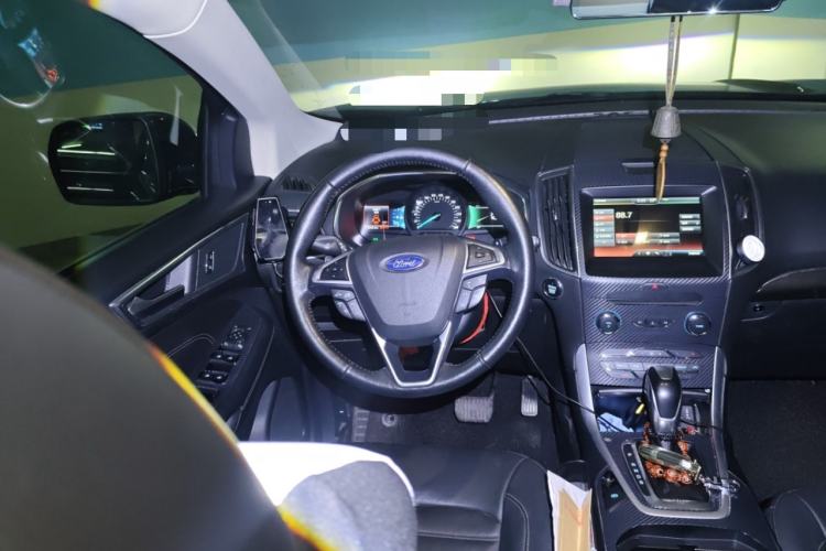 Used Ford Edge 2015 2.0T GTDi 4x4 High-Grade Model
