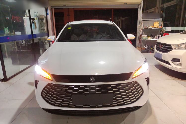 Used BYD Qin PLUS 2025 DM-i Smart Drive 55KM Leading Model
