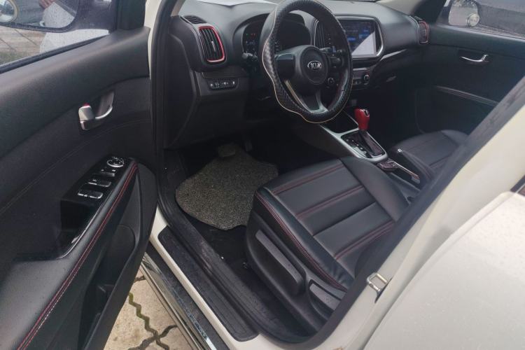 Used Kia KX3 2015 1.6T Automatic Two-Wheel Drive DLX