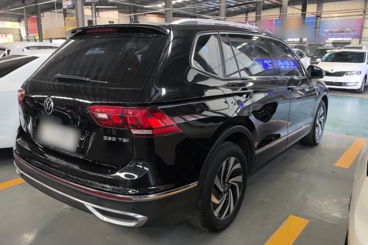 Used Volkswagen Tiguan L 2023 330TSI Automatic Two-Wheel Drive Smart Edition
