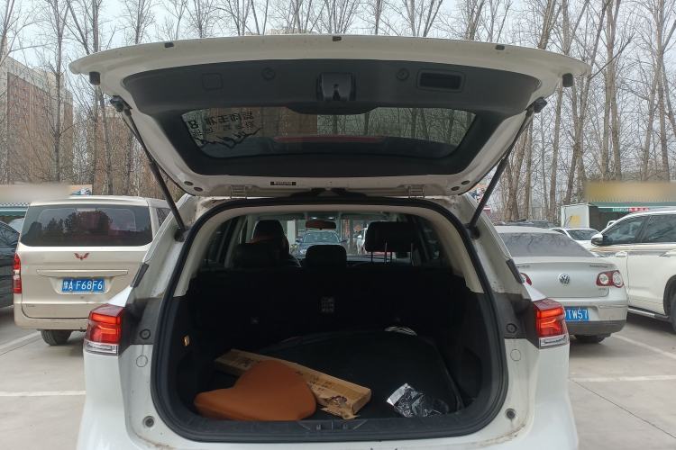 Used Oshan X7 PLUS 2023 Enjoy Edition 1.5T Automatic Prestige Model
