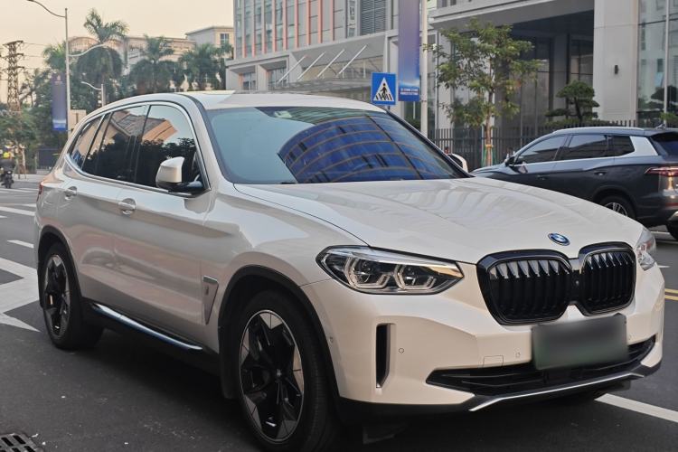 Used BMW iX3 2021 Leading Type
