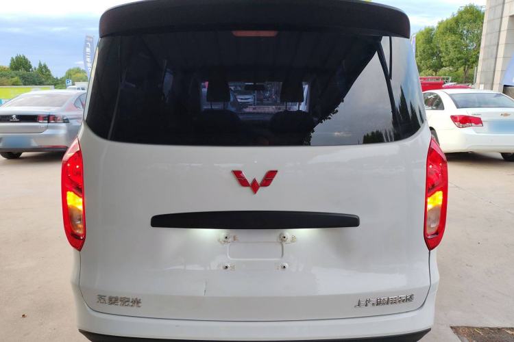 Used Wuling Hongguang New Energy 2024 All-Electric Model 300KM Practical Version

