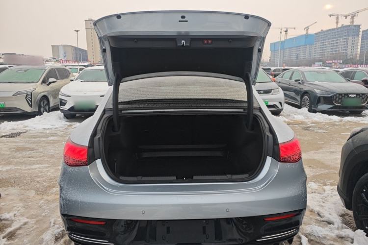 Used Mercedes-Benz EQE 2022 350 Pioneer Edition