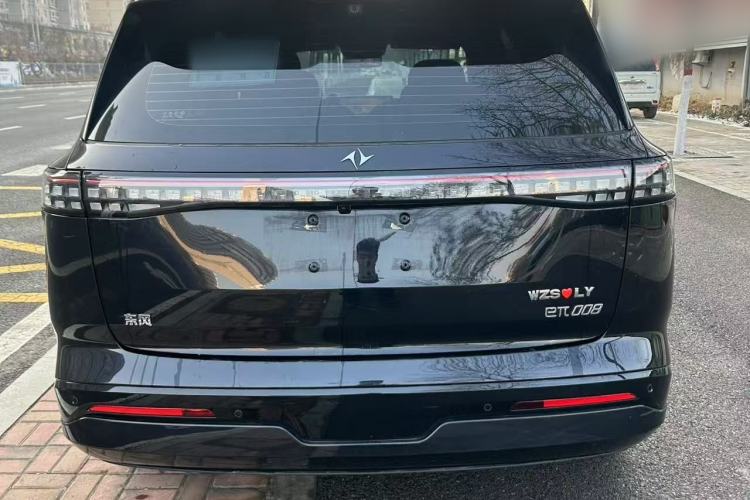 Used  eπ008 2024 636Max All-Electric Version 6 Seats