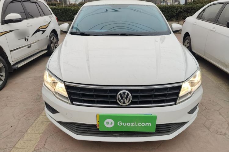 Used Volkswagen Jetta 2017 1.4L Manual Fashion Edition