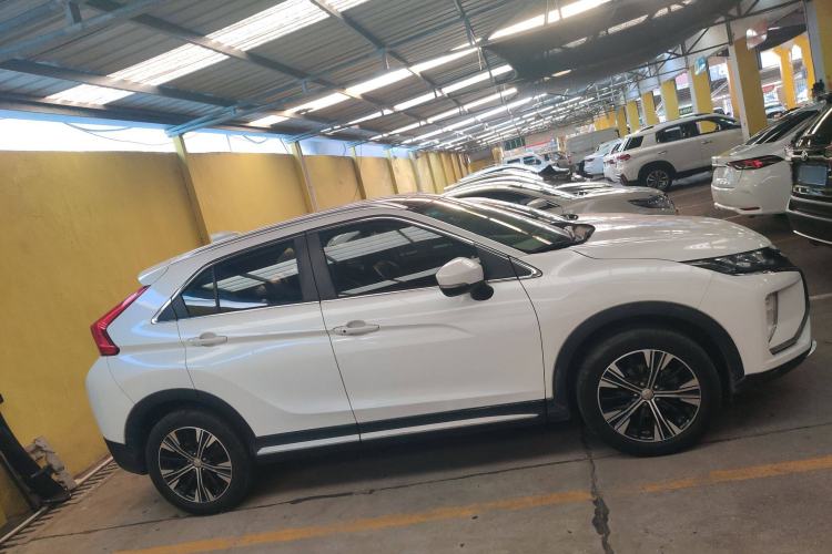 Used Mitsubishi Eclipse Cross 2019 1.5T CVT Two-Wheel Drive Dream Edition China VI Standard
