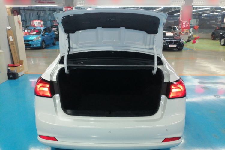 Used Roewe 360 2018 PLUS 1.5L Manual Luxury Edition
