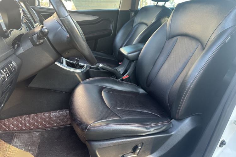 Used Baojun 560 2016 1.5T Manual Luxury Version
