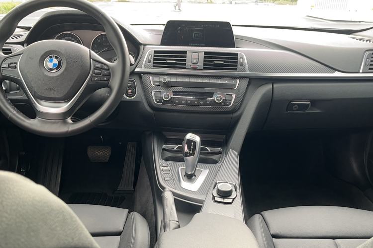 Used BMW 3 Series 2018 320Li Fashion Model
