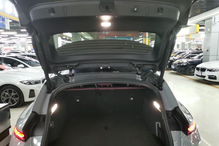 Used Nio ET5T 2023 75 kWh Touring