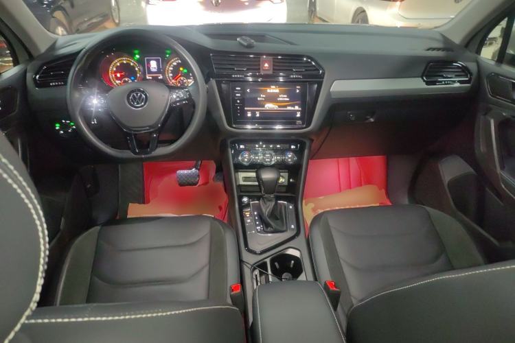 Used Volkswagen Tiguan L 2021 330TSI Automatic Two-Wheel Drive Smart Edition
