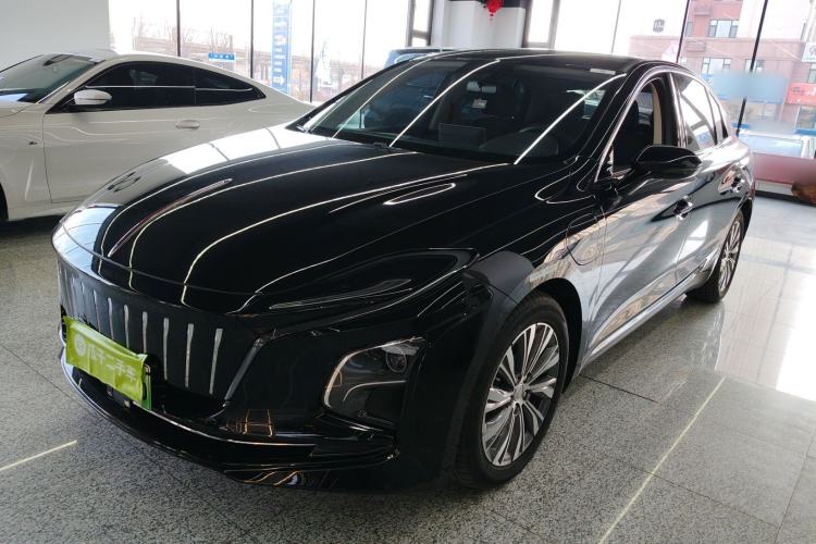 Used Hongqi E-QM5 2022 431 km Charge & Enjoy Edition