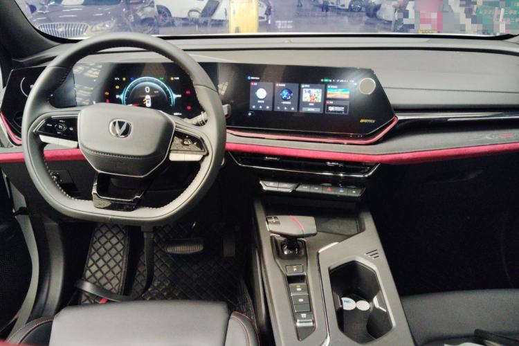 Used Changan X5 PLUS 2025 1.5T DCT Pioneer Edition
