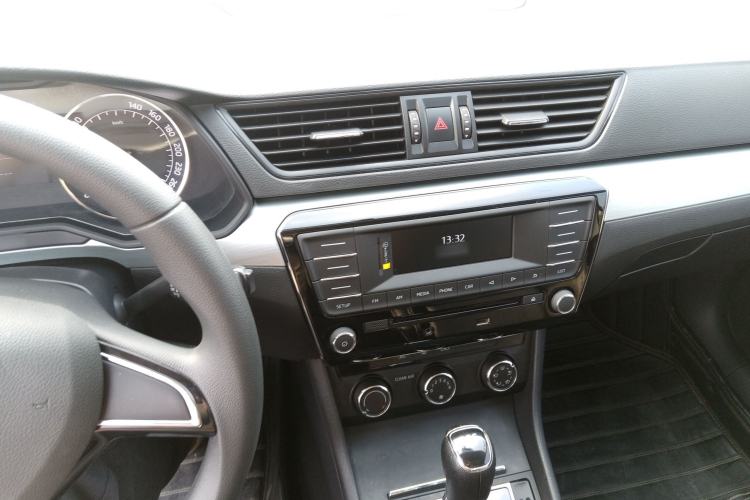 Used Skoda Superb 2016 TSI280 DSG Advanced Edition
