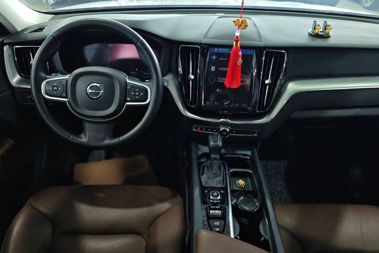 Used Volvo XC60 2019 T5 4x4 Smart Edition China V Standard
