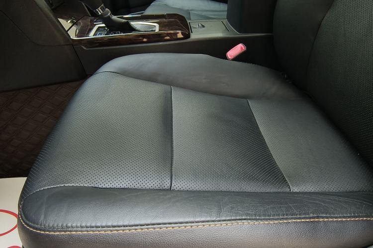 Used Toyota Camry 2016 2.0G 10th Anniversary Leading Edition
