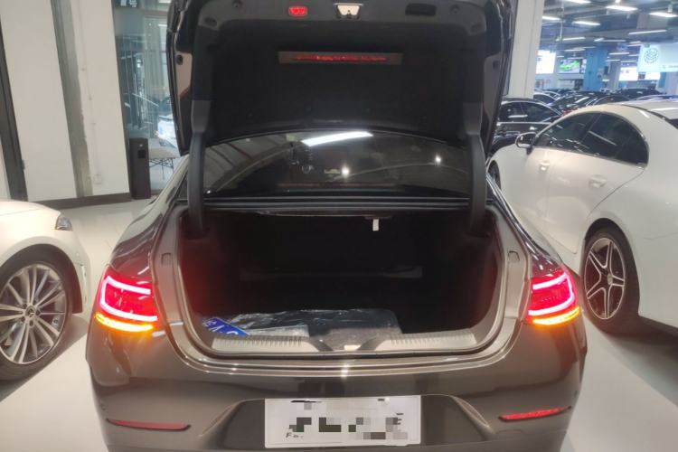 Used Mercedes-Benz CLS 2023 Refreshed CLS 300 Dynamic Edition
