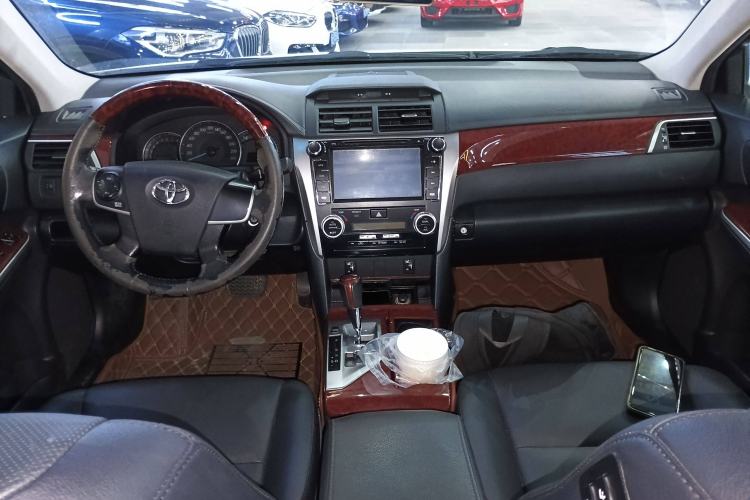 Used Toyota Camry 2013 2.0G Comfort Edition
