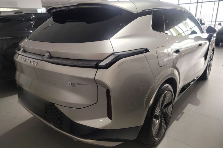 Used Lynk & Co 08 EM-P 2023 245km Ultra-Long Range Halo
