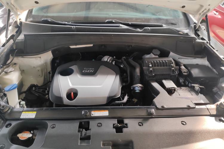 Used Hyundai Santa Fe 2015 2.0T Automatic All-Wheel Drive Smart Version 5 Seats