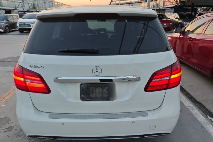 Used Mercedes-Benz B-Class 2015 B 200 Fashion Model
