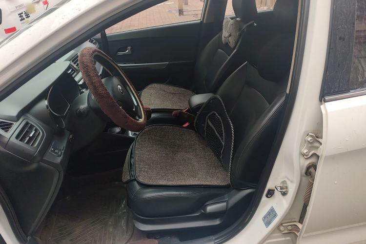 Used Kia K2 2015 Sedan 1.4L MT GLS
