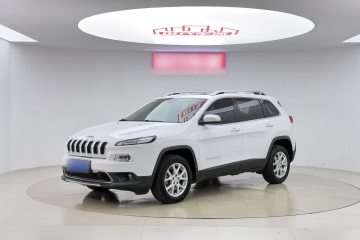Used Jeep Cherokee 2017 2.0L Superior Edition