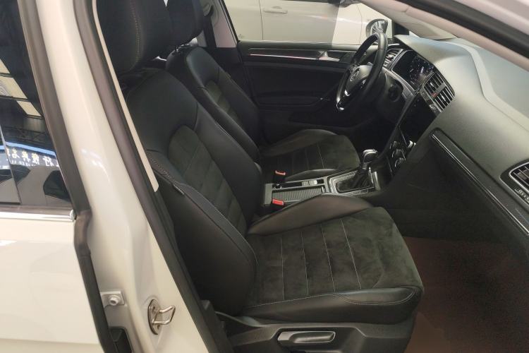 Used Volkswagen Golf 2020 Zhiai Edition 280TSI DSG Luxury Model