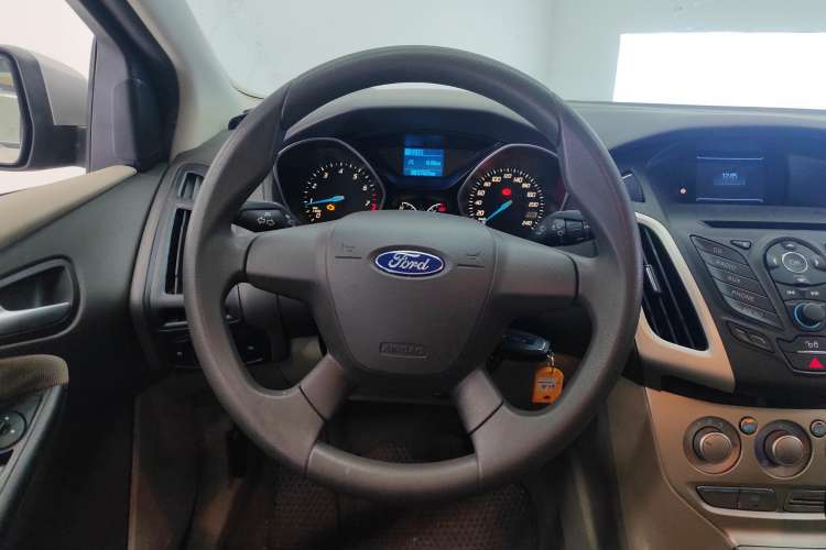 Used Ford Focus 2012 Sedan 1.6L Automatic Comfort Model
