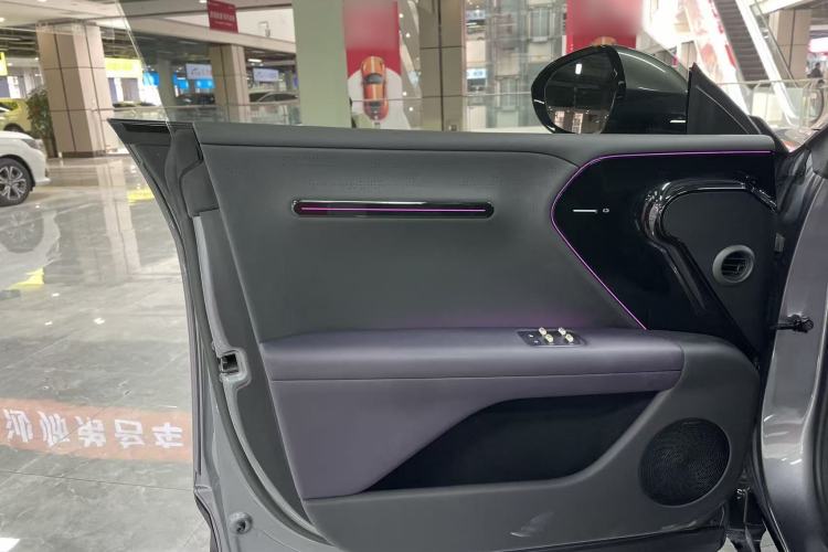 Used  07 2024 Max Extended-Range Edition