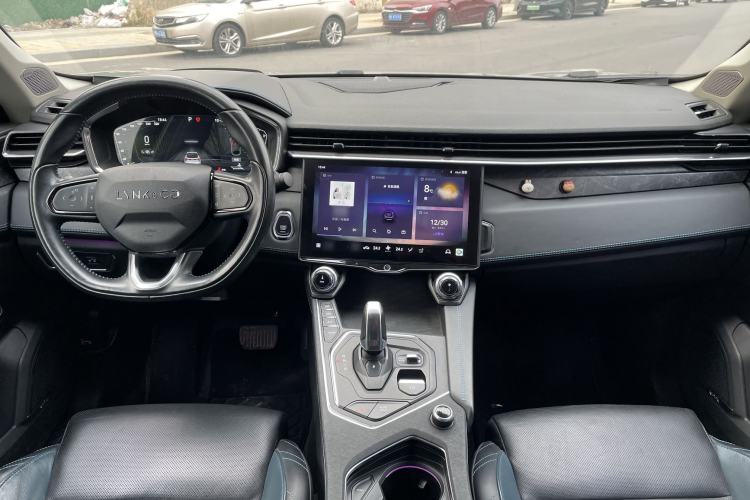 Used Lynk & Co 05 2020 2.0TD Two-Wheel Drive Shine Halo
