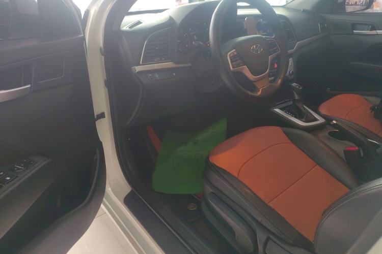 Used Hyundai Elantra 2016 1.6L Automatic ZhiXuan – Elite Version
