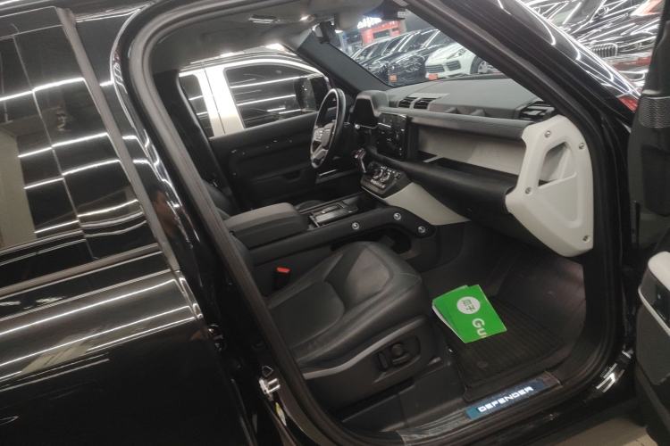 Used Land Rover Defender 2024 110 3.0T P400 XS
