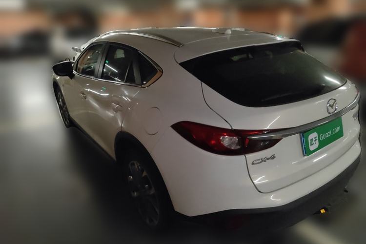 Used Mazda CX-4 2018 2.5L Automatic 4x4 Sky Passion Edition China VI Standard
