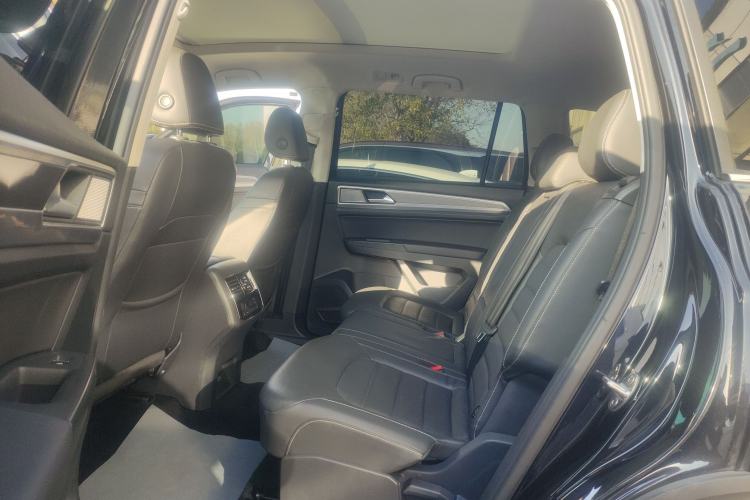 Used Volkswagen Teramont 2020 330TSI Two-Wheel-Drive Luxury Edition China VI Standard
