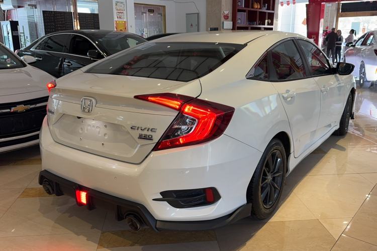 Used Honda Civic 2019 220TURBO CVT Dynamic Edition China VI
