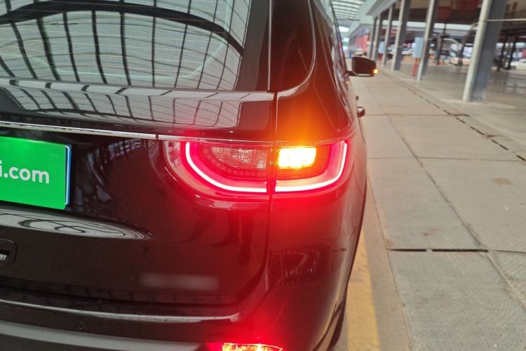 Used  Commander 2018 2.0T Four-Wheel Drive Prestige Edition China V
