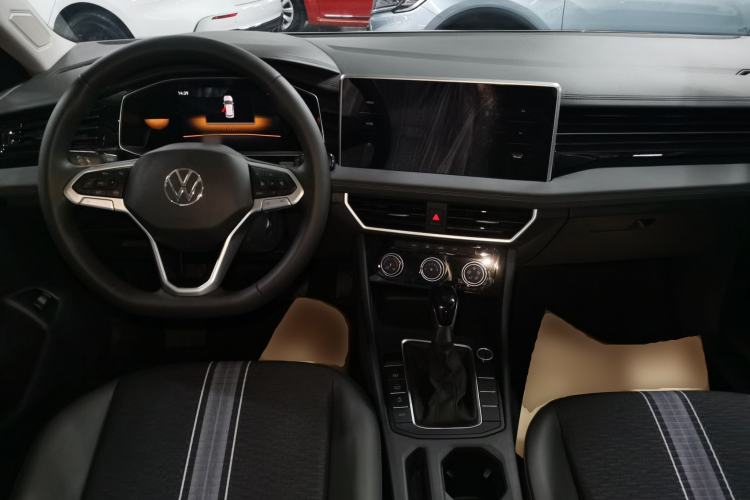 Used Volkswagen Sagitar 2025 Facelifted 300TSI DSG Flyover Edition