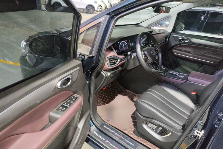 Used GAC Trumpchi M6 2021 PRO 270T DCT Luxury Edition
