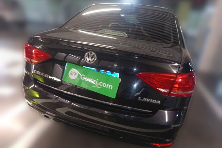 Used Volkswagen Lavida 2015 1.6L Automatic Comfort Edition