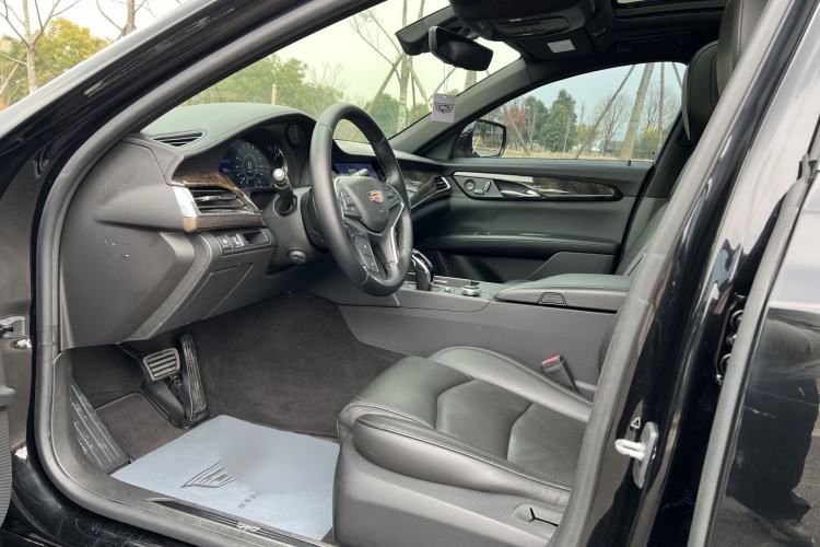 Used Cadillac CT6 2021 28T Luxury Version
