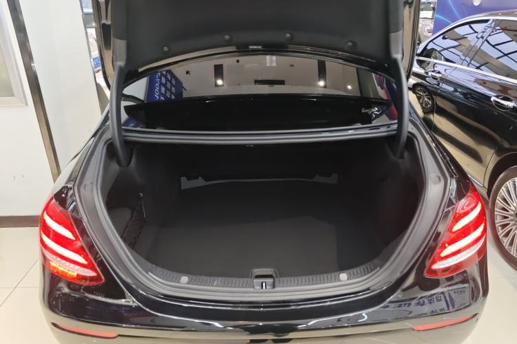 Used Mercedes-Benz E-Class 2016 E 200 L