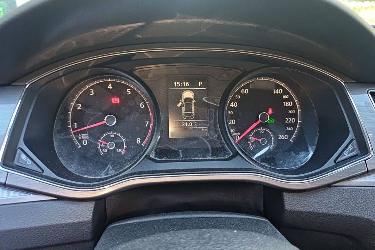 Used Volkswagen Passat 2017 330TSI DSG Luxury Edition
