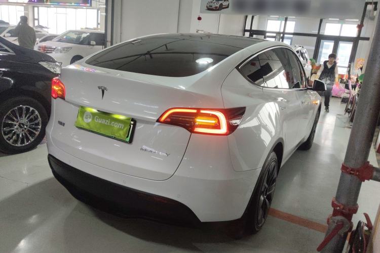 Used Tesla Model Y 2023 Rear-Wheel-Drive Version