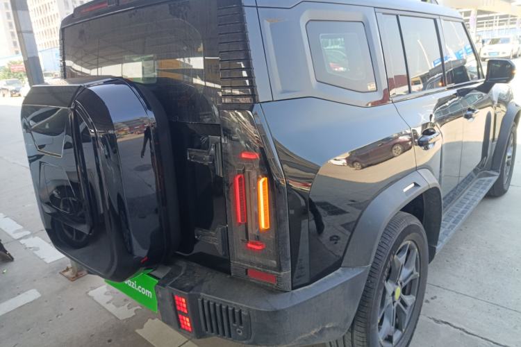 Used Jetour Traveler 2023 2.0T All-Wheel-Drive CrossPRO
