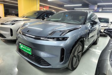 Used Lynk & Co 08 EM-P 2025 220 km All-Wheel-Drive Performance Halo