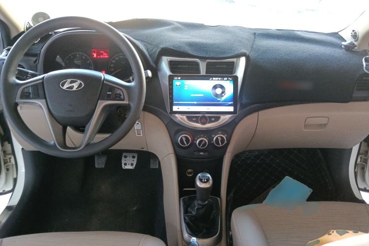 Used Hyundai Verna 2014 1.4L Manual Smart GLS Trim