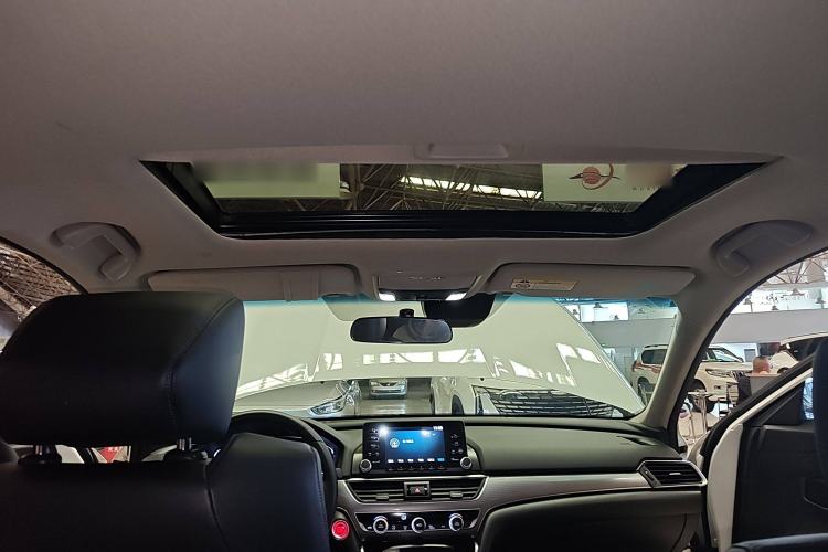 Used Honda Accord 2018 260TURBO Luxury Edition China V Emission Standard
