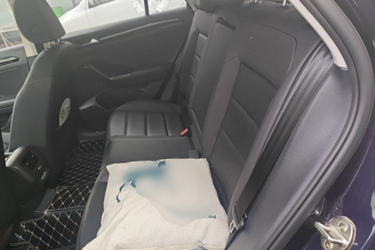 Used Volkswagen T-ROC 2019 280TSI DSG Two-Wheel Drive Comfort Version China VI Standard
